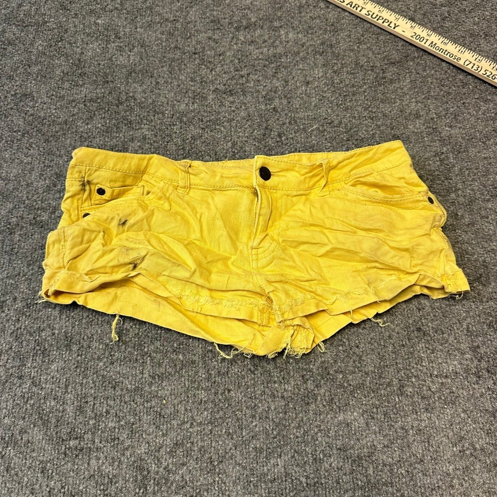 Forever 21 Shorts Womens Size 29 Yellow Denim Low Rise Raw Hem Frayed Stained